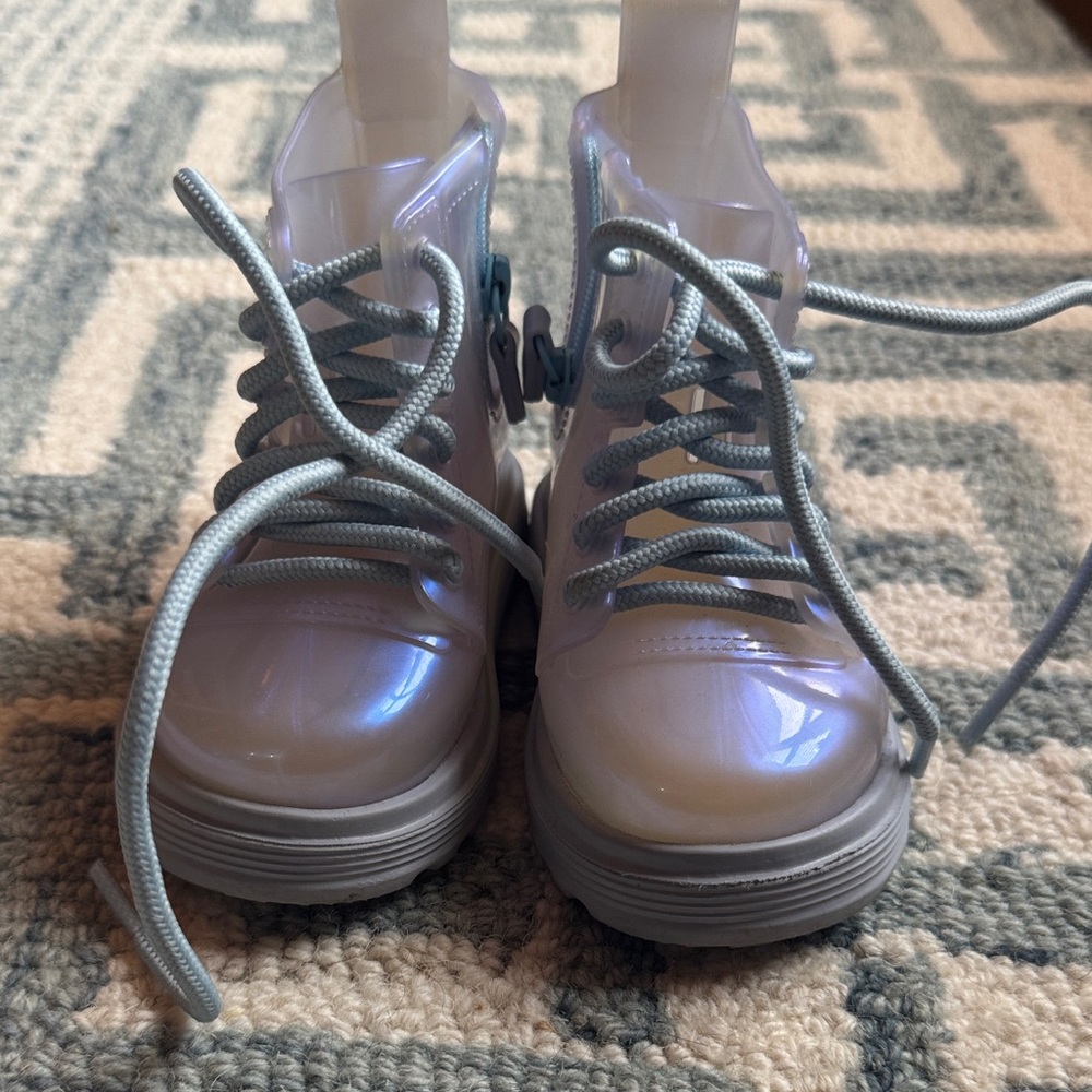 Mini Melissa Iridescent Light Purple Lace-Up Kids Boots